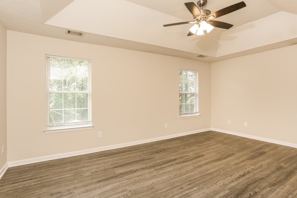 Building Photo - 7604 Broadhurst Dr