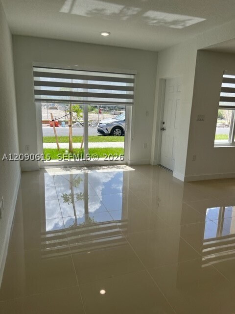Building Photo - 25867 SW 145th Ave