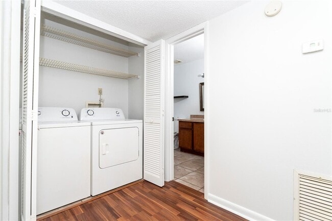 Building Photo - 3729 S Lake Orlando Pkwy