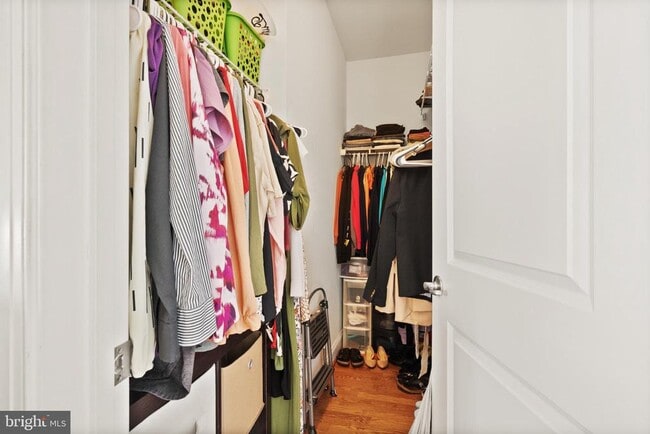 Building Photo - 2238 Margraf Cir