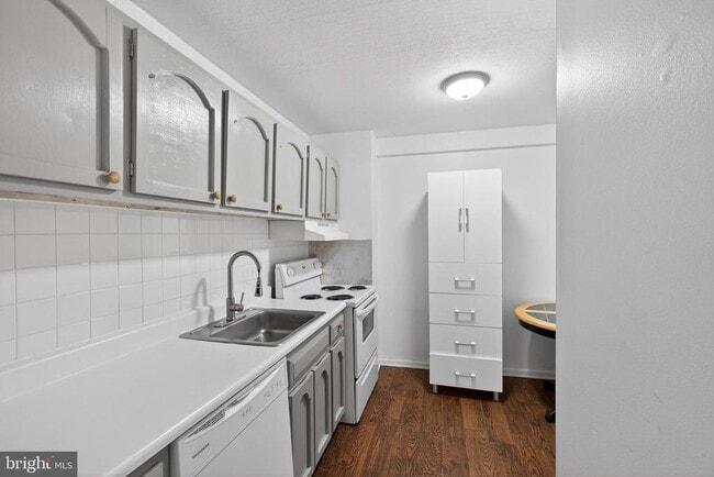 Building Photo - 64 Welsh Tract Rd