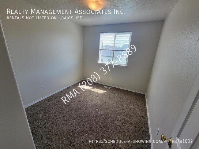 Building Photo - 4039 W Bedrock Dr