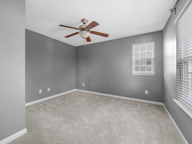 Building Photo - 4 Bedroom/2 Bath Duncan/Riverfalls