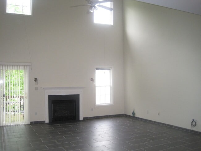 Building Photo - 2508 Tadley Ct