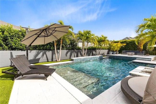 Building Photo - 13153 Lessing Ave