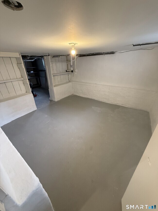 Building Photo - 133 Ocean Ave