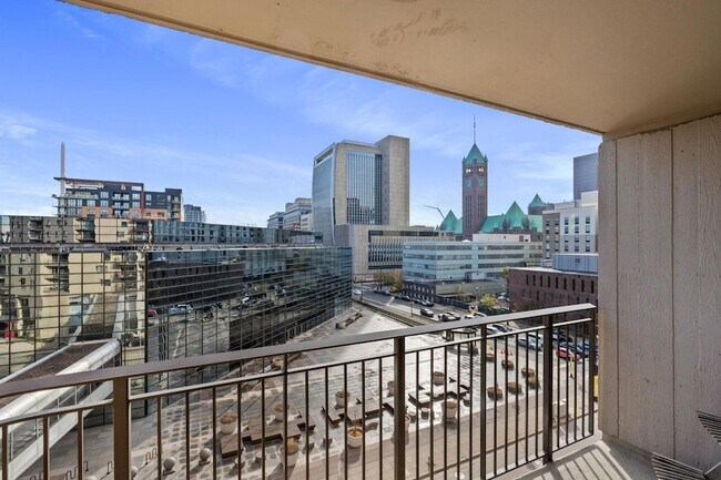 Building Photo - 121 Washington Ave S