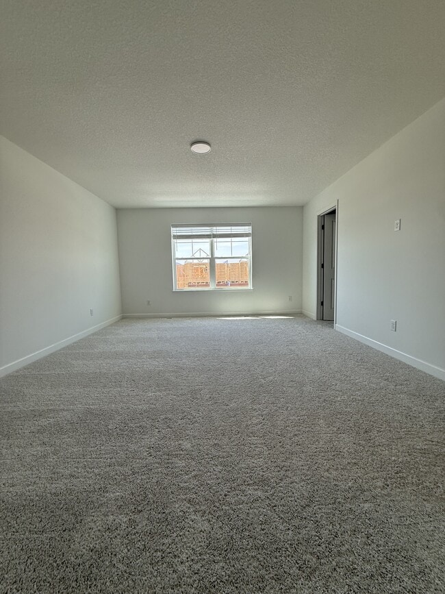 Building Photo - 1071 Anmeadle Row