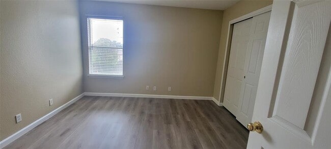 Building Photo - 618 Elizabeth Ln