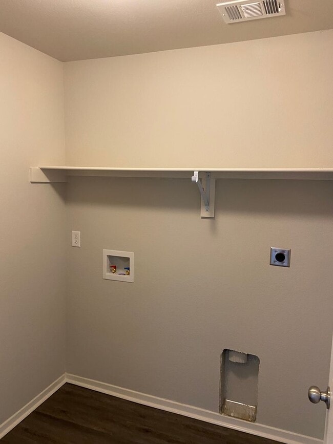 Building Photo - Don't Miss Out! Charming 3-Bedroom, 2-Bath Home Coming Soon to Brookland Hills