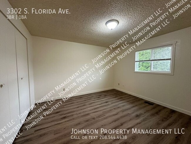 Building Photo - 3302 S Florida Ave