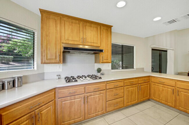 Building Photo - 79825 Camelback Dr