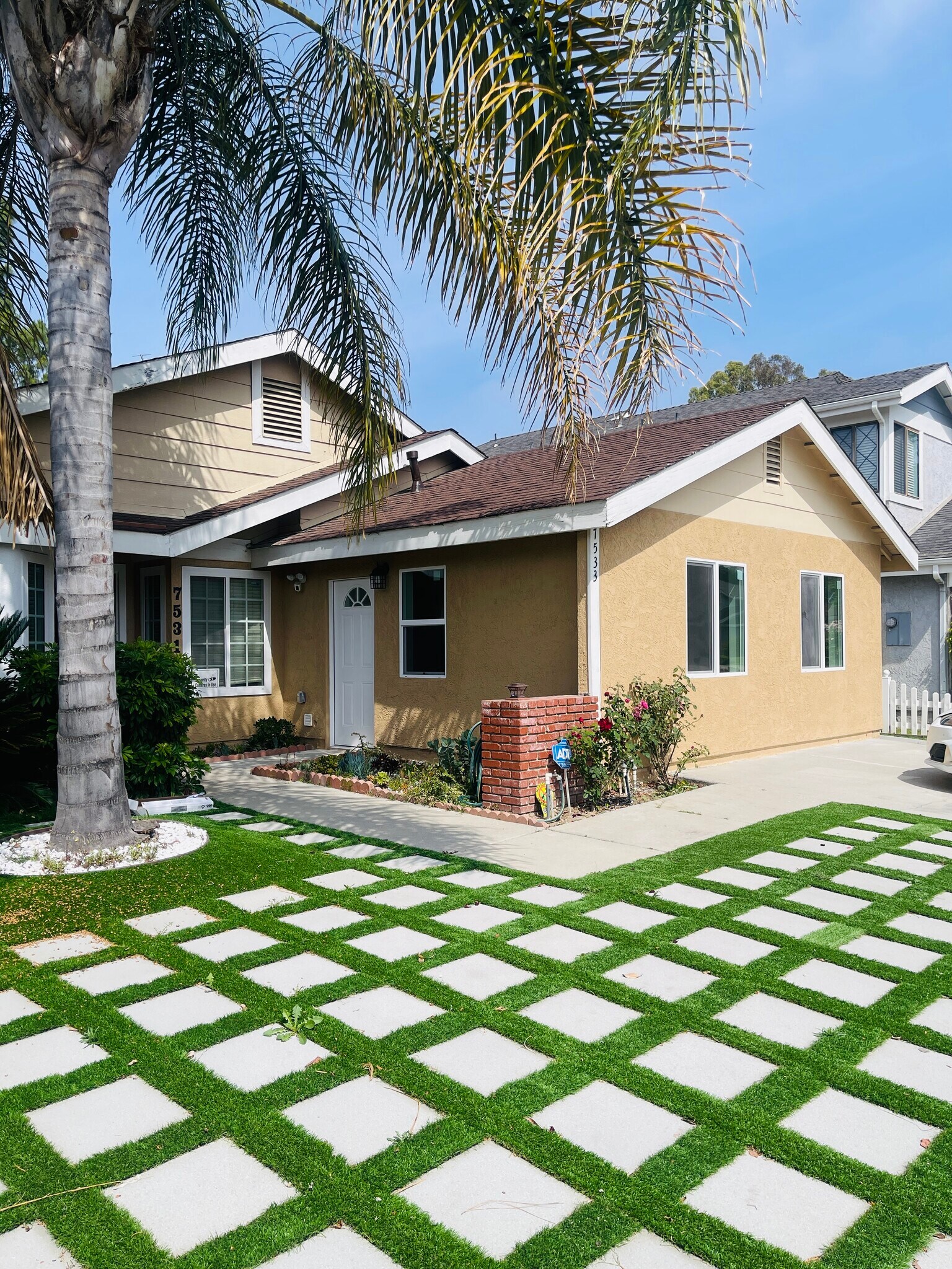 Building Photo - 7531 Bovey Ave