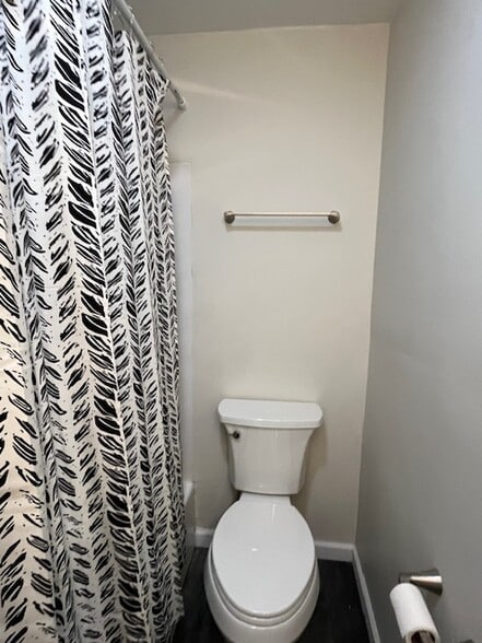 Building Photo - 39 Miller Ave