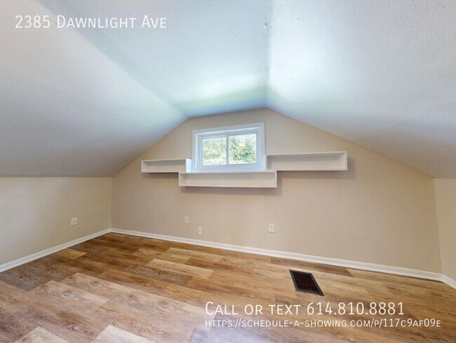 Building Photo - 2385 Dawnlight Ave