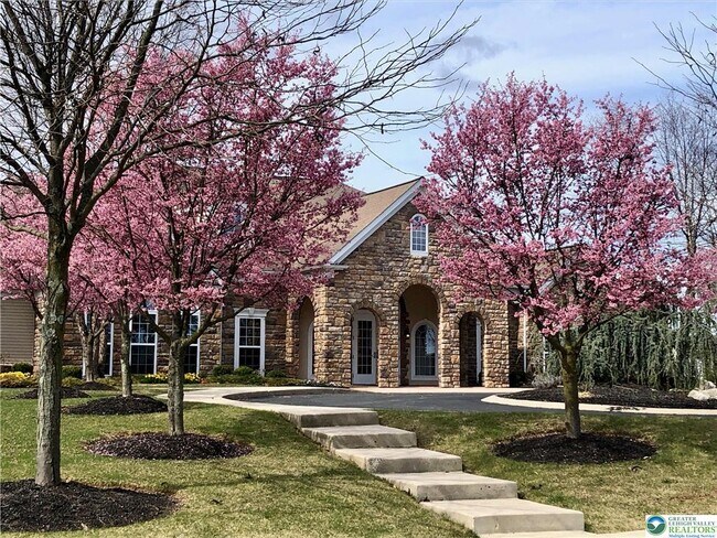 Building Photo - 8408 Saylor Ct