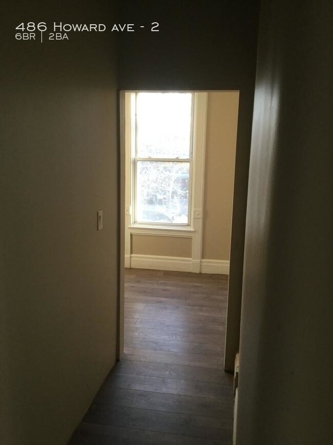 Building Photo - 6 bedroom in New Haven CT 06511
