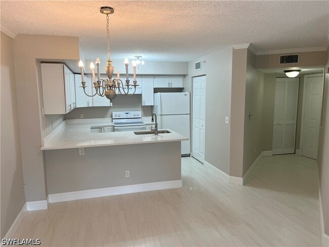 Building Photo - 8735 River Homes Lane