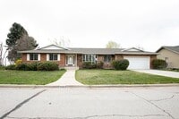Building Photo - 3983 N Quail Ridge Dr