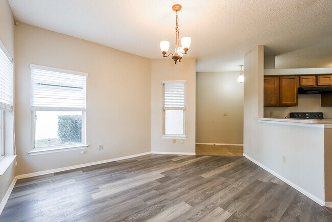 Building Photo - 336 Cello Cir