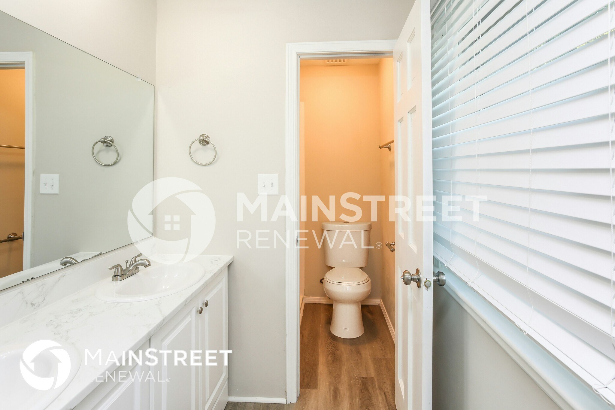 Building Photo - 11906 E 60 St