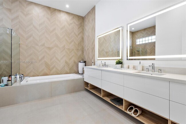 Building Photo - 3502 Ashwood Cir