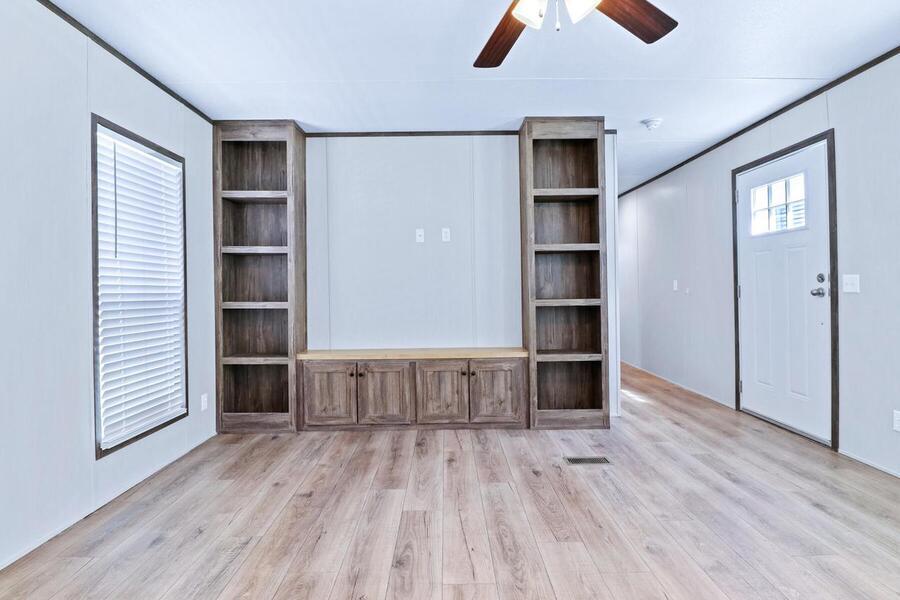 Building Photo - 107 Prairie Dr
