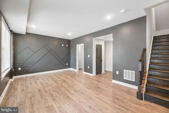 Building Photo - 7202 Mountaineer Dr