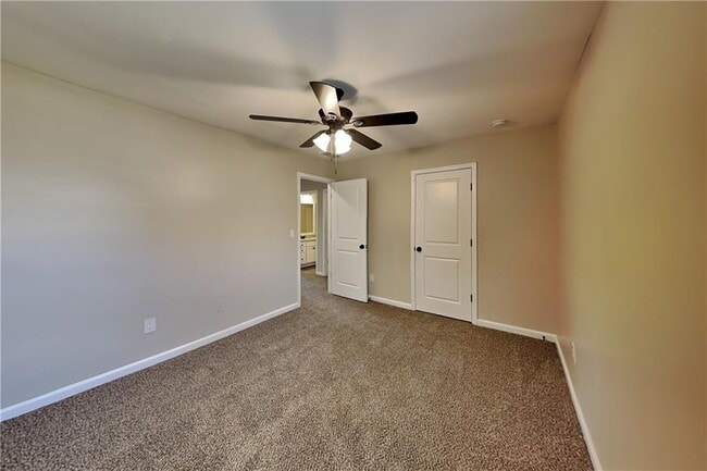 Building Photo - 4826 Clarkstone Dr