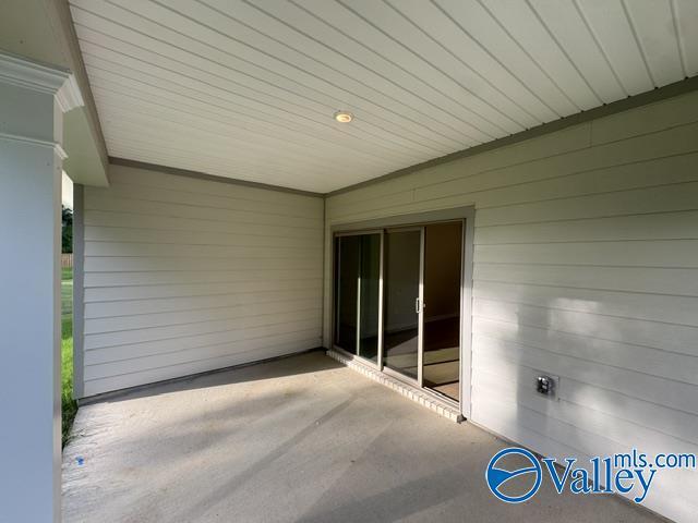 Building Photo - 15597 Ruthie Lynn Dr
