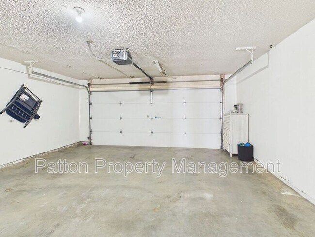 Building Photo - 7727 Cervin Dr