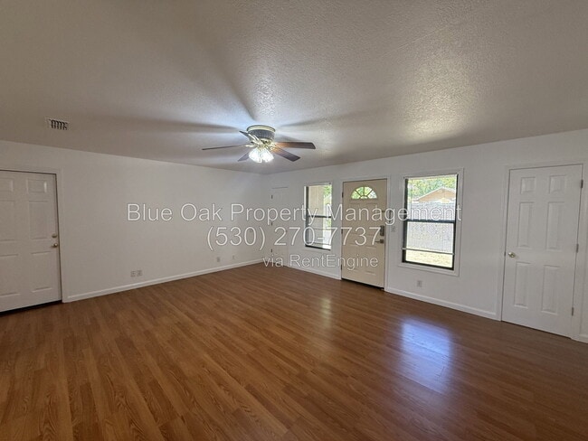Building Photo - 1515 Hemlock St
