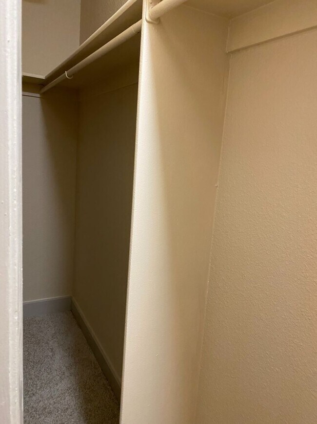 Building Photo - 7580 Kings Ridge Rd