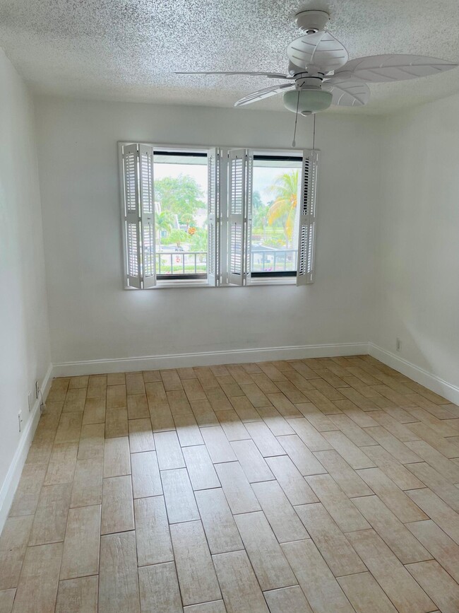 Building Photo - 4080 Tivoli Ct