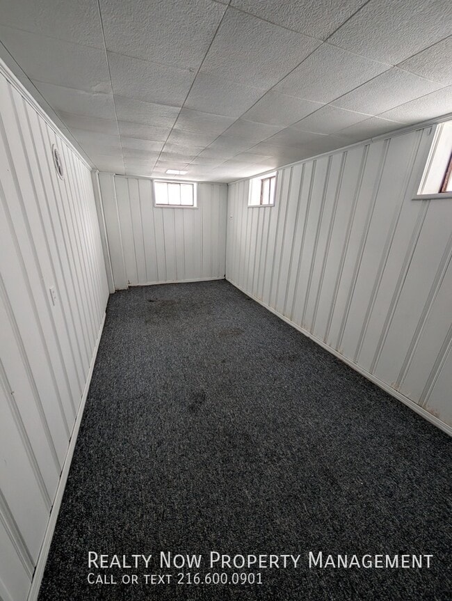 Building Photo - 21771 Morris Ave