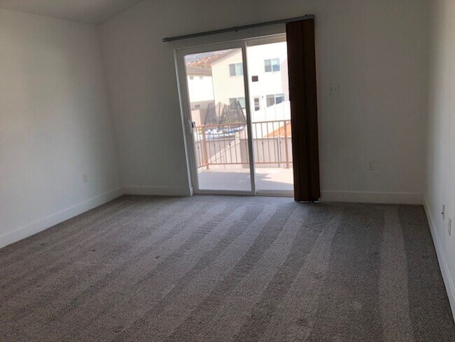 Building Photo - Mountain Vista Townhome