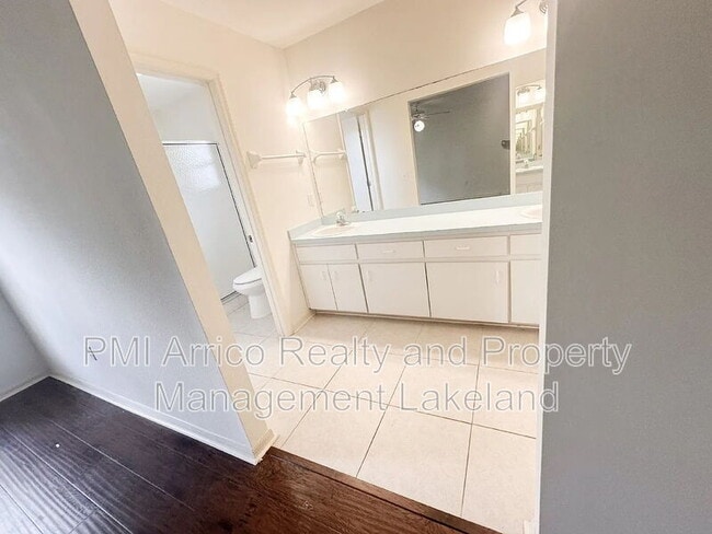 Building Photo - 5721 Manchester Dr W