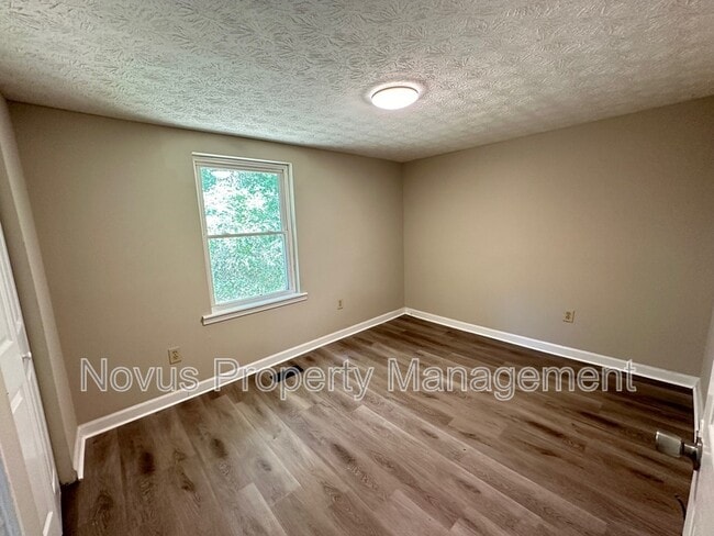 Building Photo - 203 Ave B