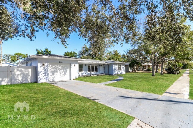 Building Photo - 1560 Palmetto St