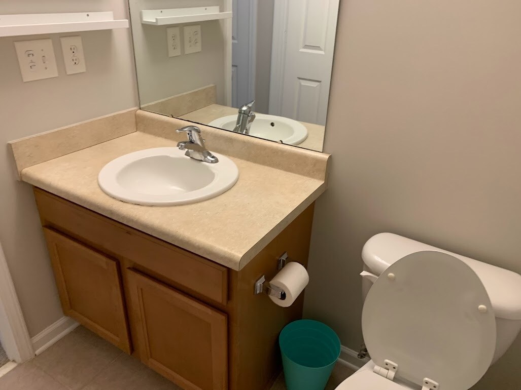 Building Photo - 3953 Picasso Ct