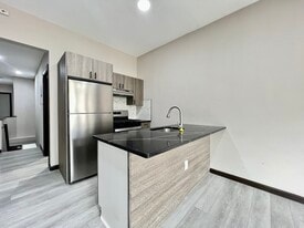 Building Photo - 163 Elwood Ave