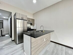 Building Photo - 163 Elwood Ave