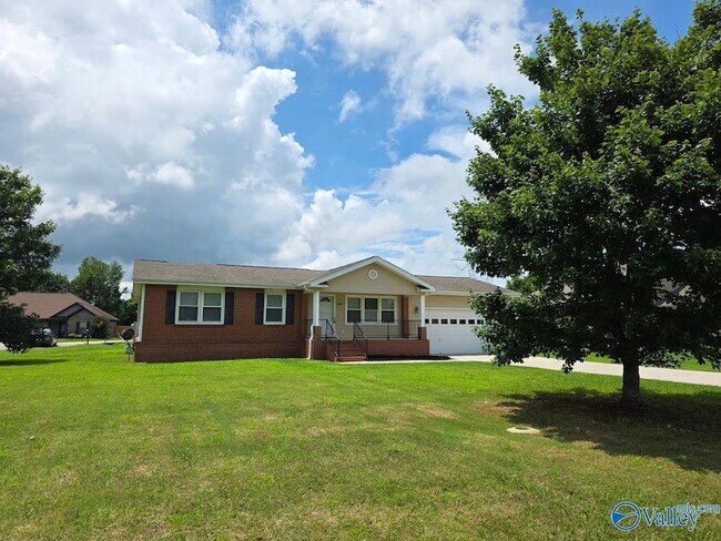 Building Photo - 17439 Morgan Dr