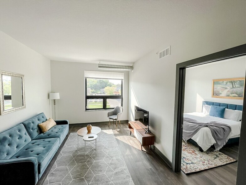 Building Photo - 1261 8th St