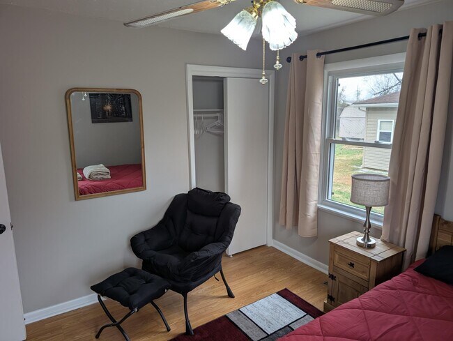 Building Photo - 3513 June St