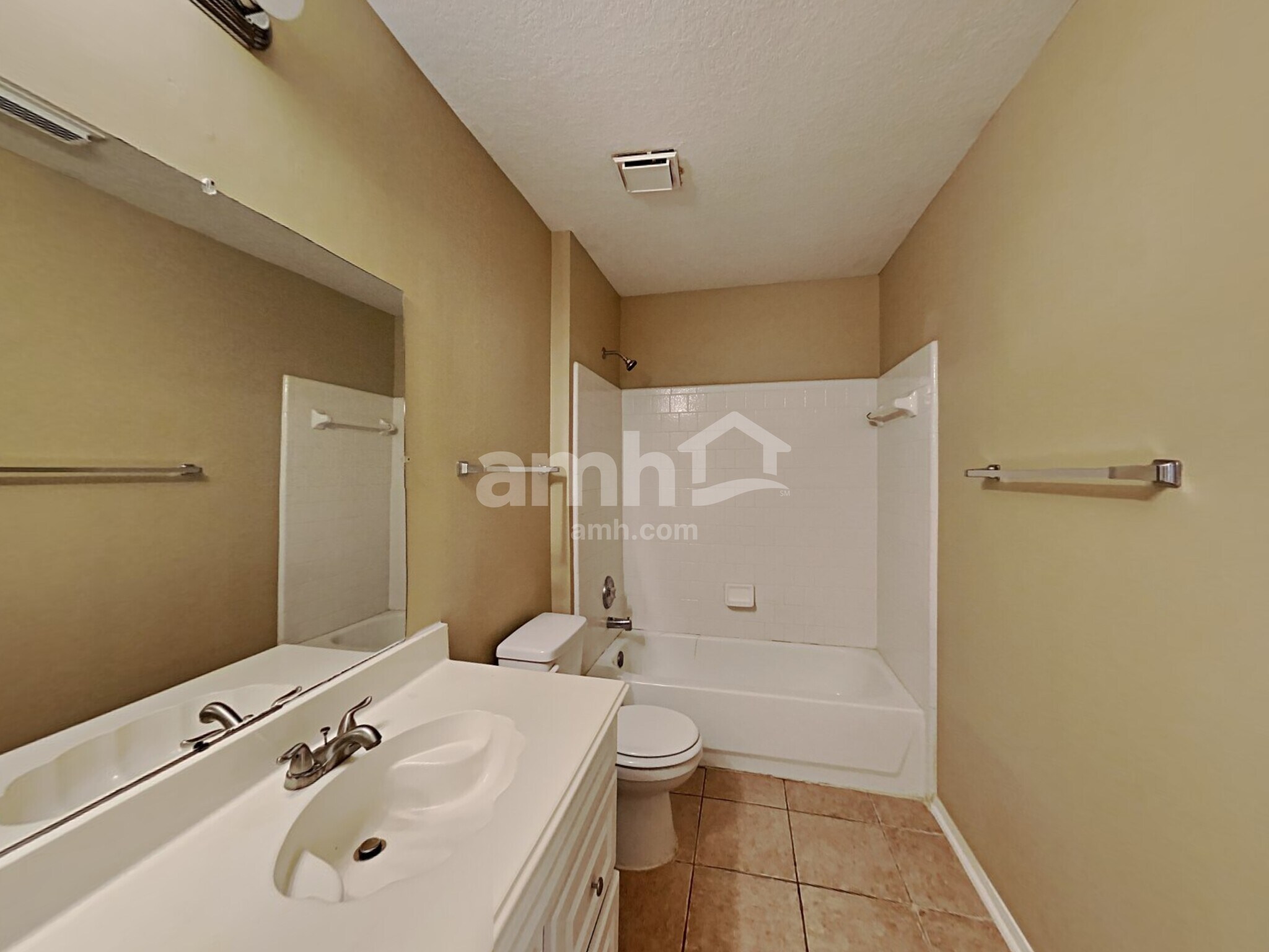 Building Photo - 2903 Linda Dr