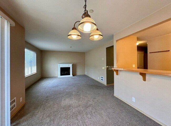 Building Photo - 1670 SW Mulberry Pl