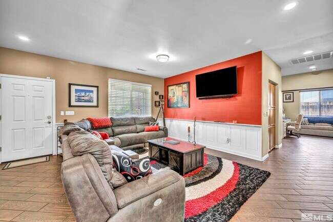 Building Photo - 6015 Stillmeadow Dr