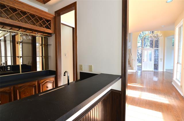 Building Photo - 7000 Ivory Ct