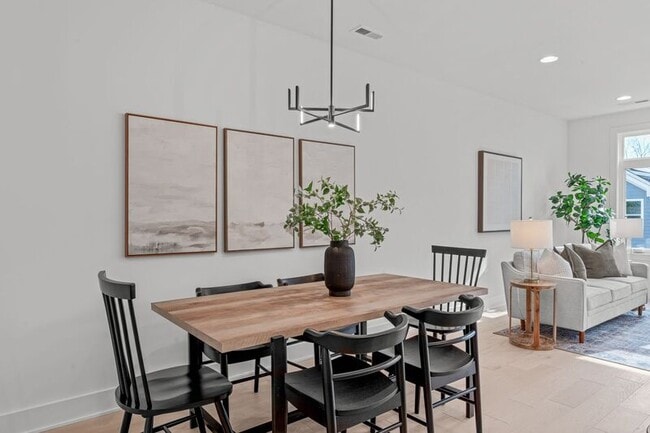 Building Photo - 616 Rocky Knob Ct